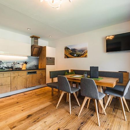 Haus Sabrina - Ferienwohnungen ซาลบาคฮินเทอร์เกลมม์ ภายนอก รูปภาพ
