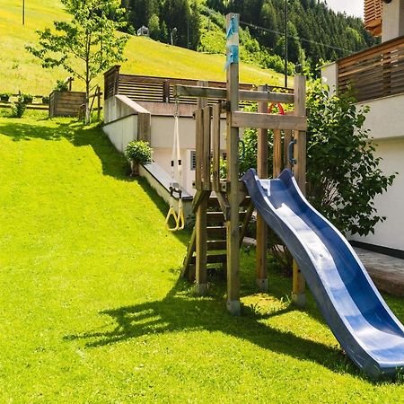 Haus Sabrina - Ferienwohnungen ซาลบาคฮินเทอร์เกลมม์ ภายนอก รูปภาพ